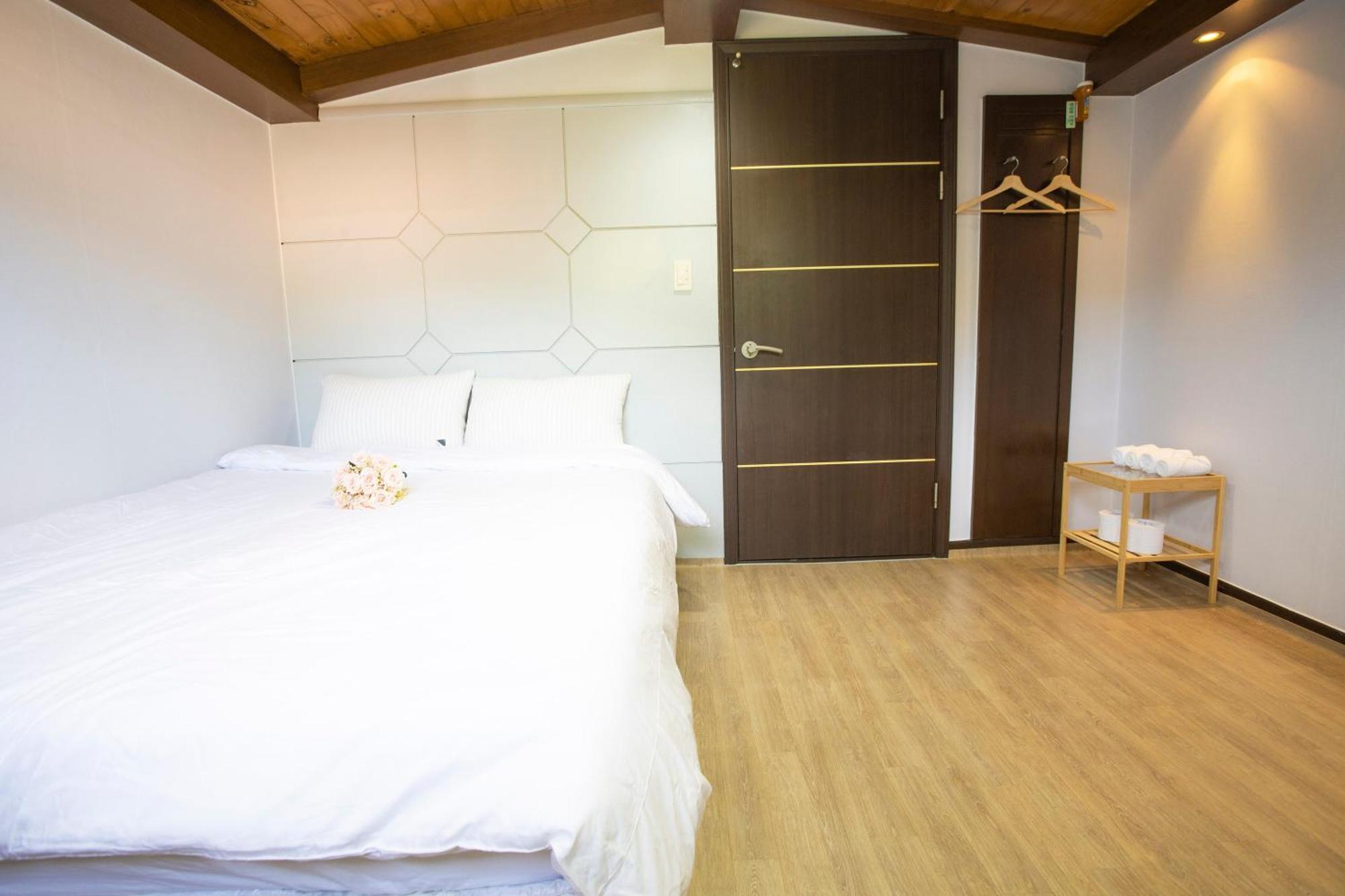 Daecheon Gyeoulyeonga Pension Boryeong Room photo